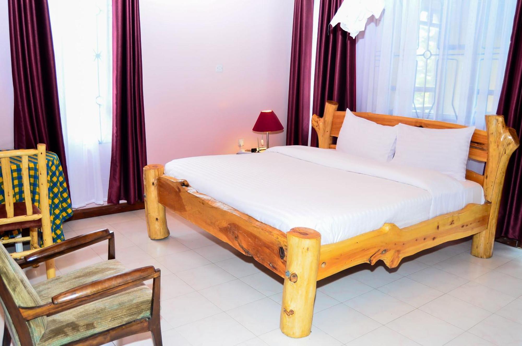 Merinja Guest House Naivasha Exterior photo